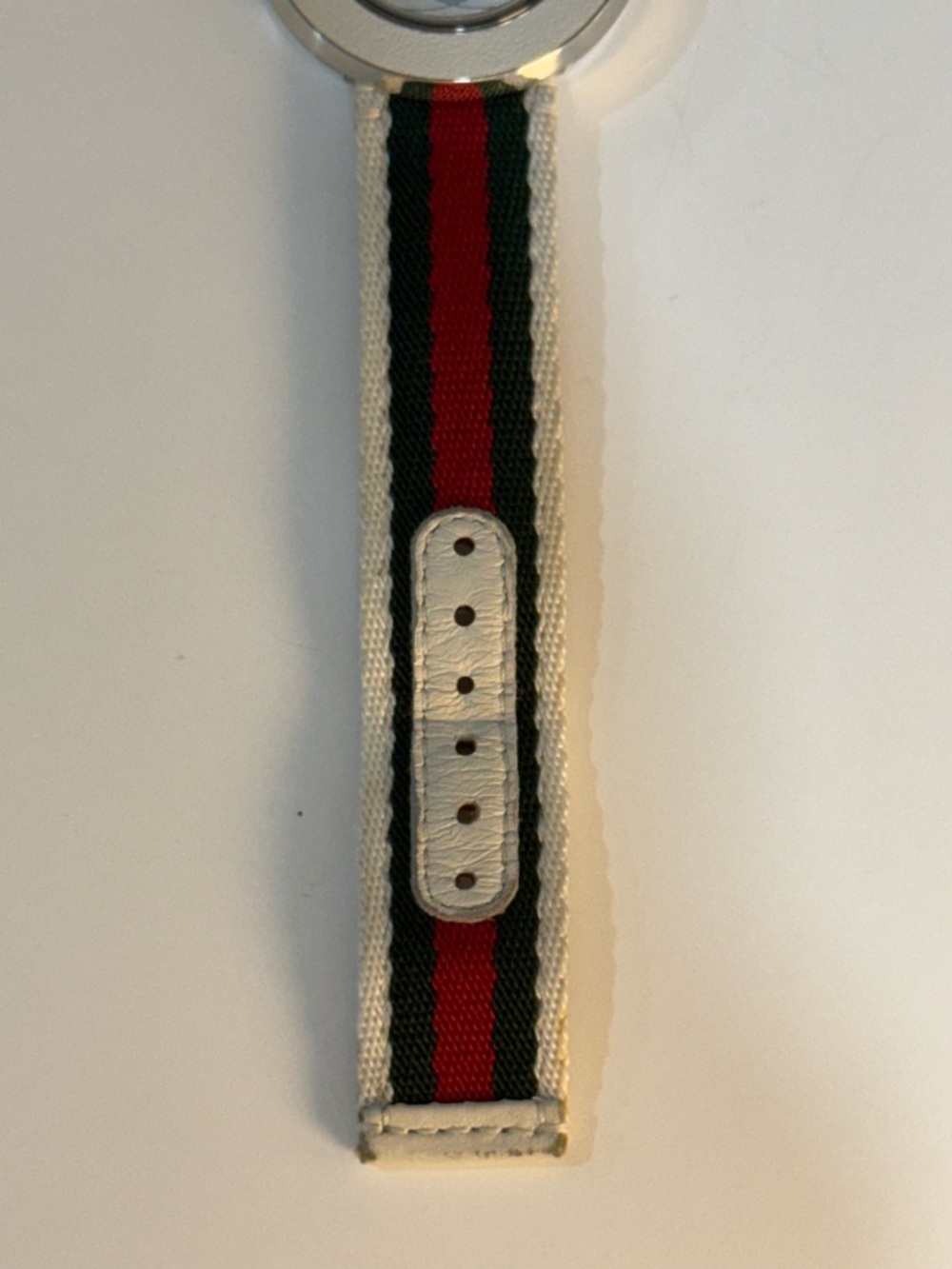 Gucci U-Play 35mm Watch YA129411 Green Red White Nylon Strap | Swiss Made - Picture 8 of 17